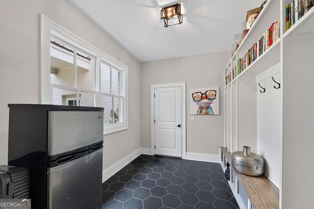 3882 Wieuca Road, Atlanta, GA 30342