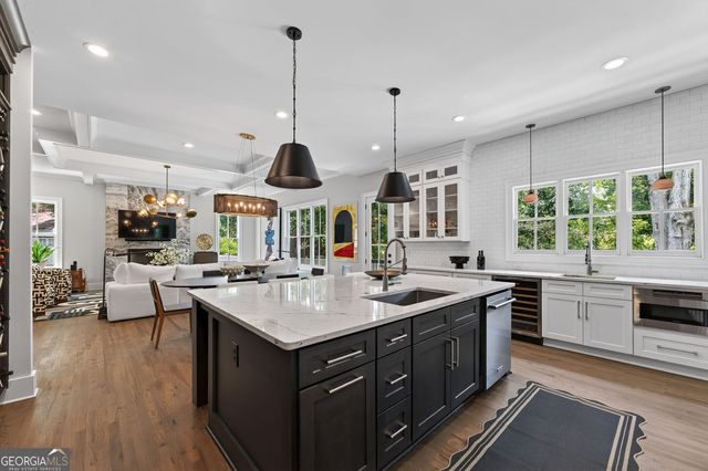 3882 Wieuca Road, Atlanta, GA 30342