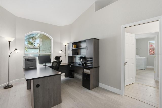 5267 STRATFORD COURT, Cape Coral, FL 33904