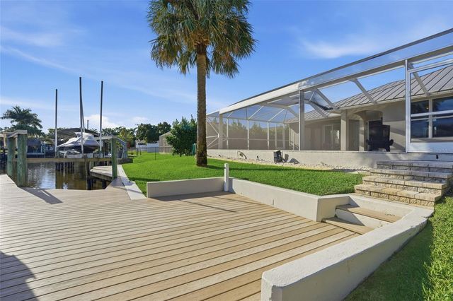 5267 STRATFORD COURT, Cape Coral, FL 33904