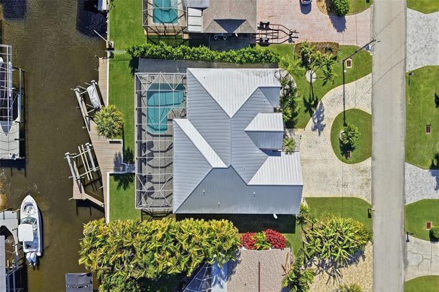 5267 STRATFORD COURT, Cape Coral, FL 33904