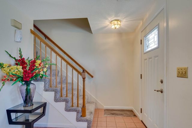 23 Vincent Cir., Worcester, MA 01604