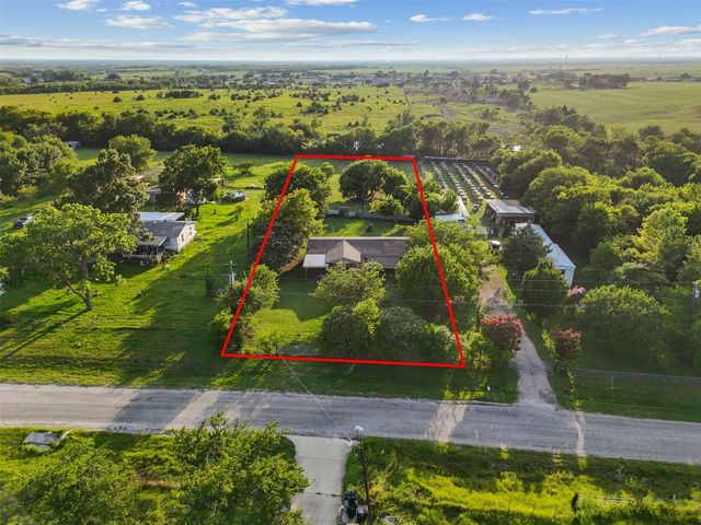 6249 Crandall Hills Drive, Crandall, TX 75114