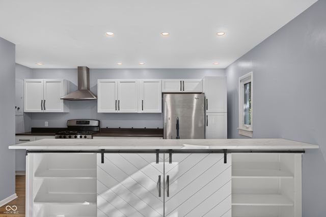 5501 S 800 Road E, Zionsville, IN 46077