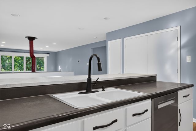 5501 S 800 Road E, Zionsville, IN 46077