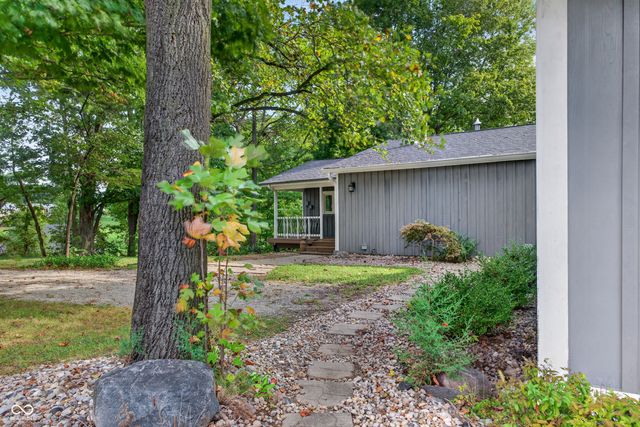 5501 S 800 Road E, Zionsville, IN 46077