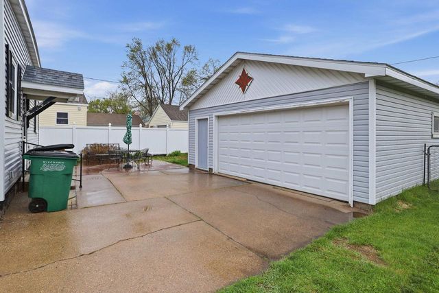 541 13TH STREET SOUTH, Wisconsin Rapids, WI 54494