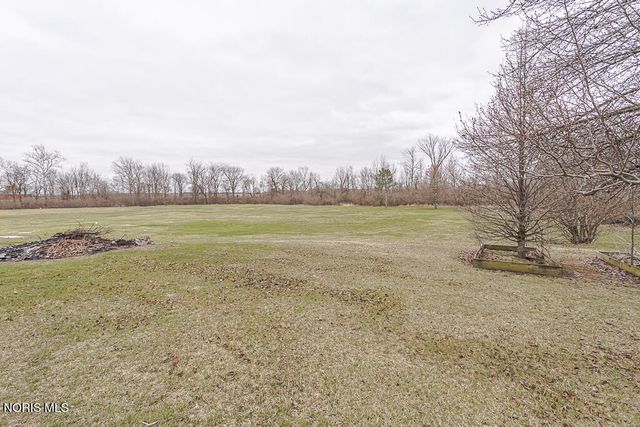 23284 W State Route 579, Curtice, OH 43412