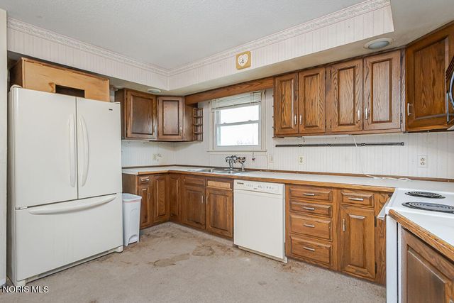 23284 W State Route 579, Curtice, OH 43412