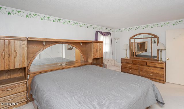 23284 W State Route 579, Curtice, OH 43412