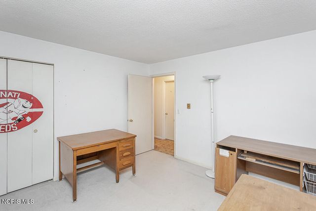 23284 W State Route 579, Curtice, OH 43412