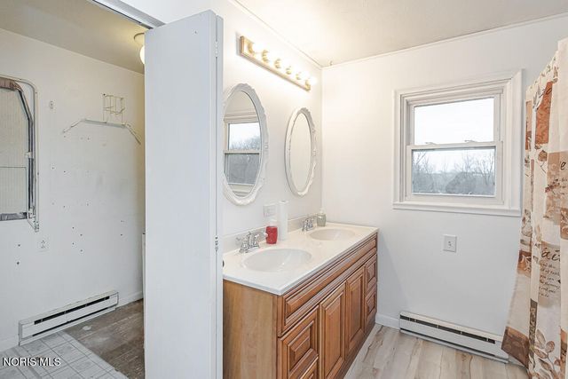 23284 W State Route 579, Curtice, OH 43412