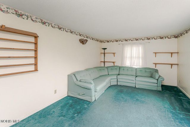 23284 W State Route 579, Curtice, OH 43412