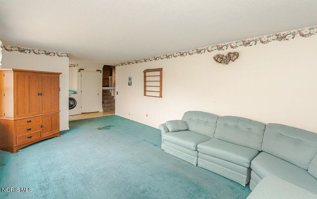 23284 W State Route 579, Curtice, OH 43412