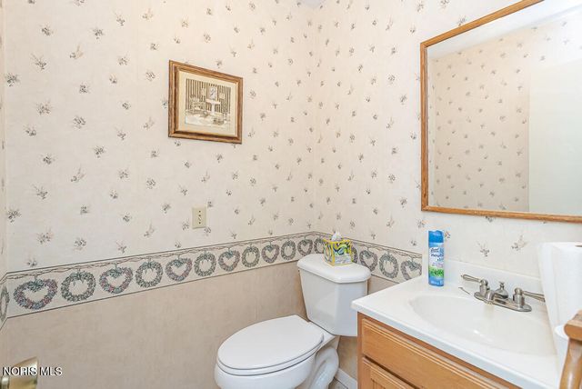 23284 W State Route 579, Curtice, OH 43412