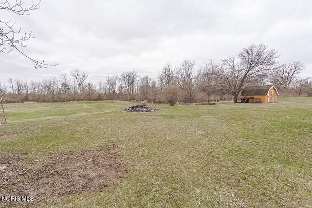 23284 W State Route 579, Curtice, OH 43412