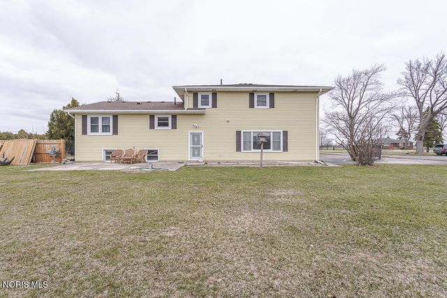 23284 W State Route 579, Curtice, OH 43412