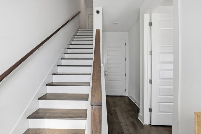 700 James Ave Apt 15, Nashville, TN 37209