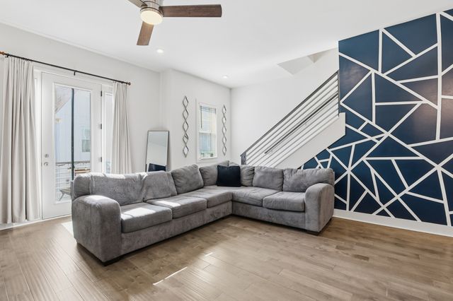 700 James Ave Apt 15, Nashville, TN 37209