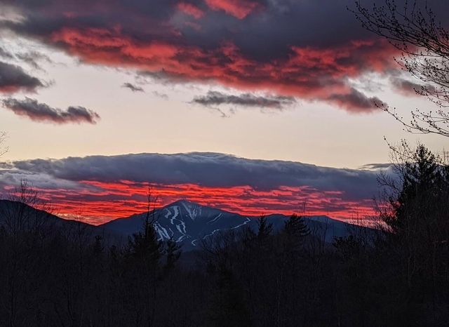 205 River Road, Jay, NY 12941