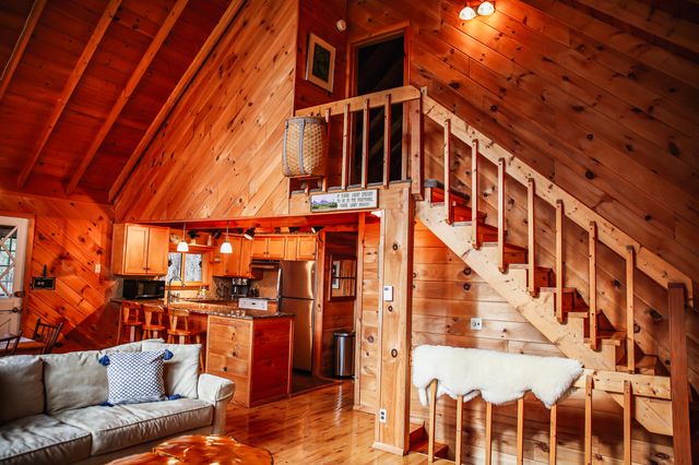 205 River Road, Jay, NY 12941