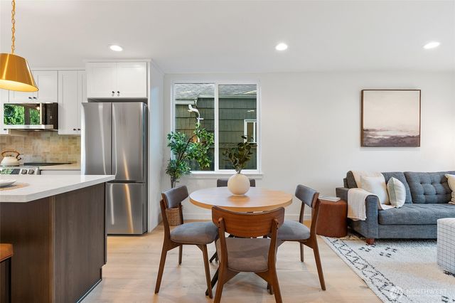 1709 NE 117th Street, Seattle, WA 98125