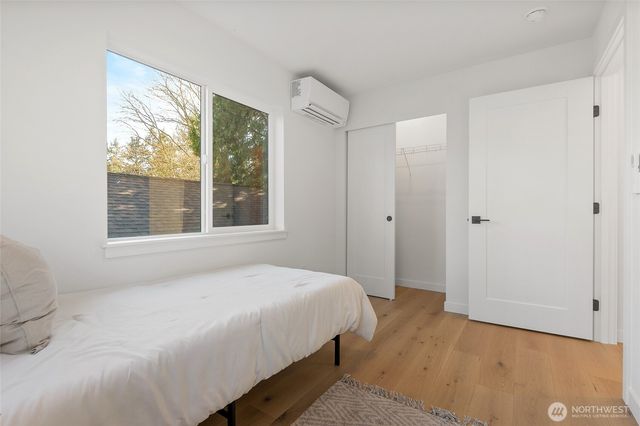 1709 NE 117th Street, Seattle, WA 98125