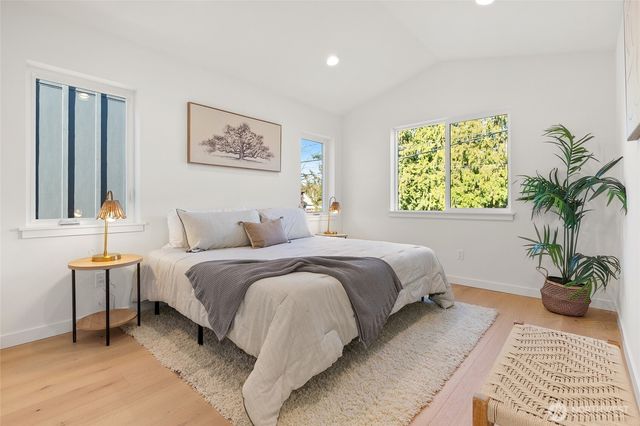 1709 NE 117th Street, Seattle, WA 98125