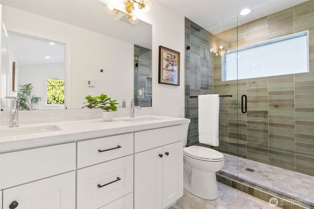 1709 NE 117th Street, Seattle, WA 98125