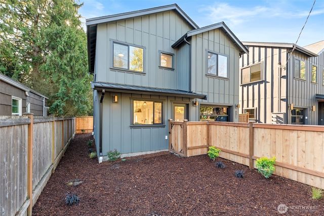 1709 NE 117th Street, Seattle, WA 98125