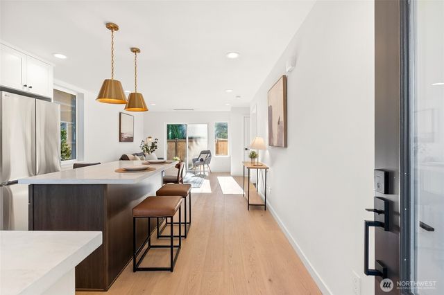 1709 NE 117th Street, Seattle, WA 98125