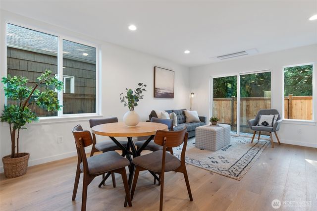 1709 NE 117th Street, Seattle, WA 98125