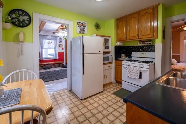 1220 S 65th STREET, West Allis, WI 53214