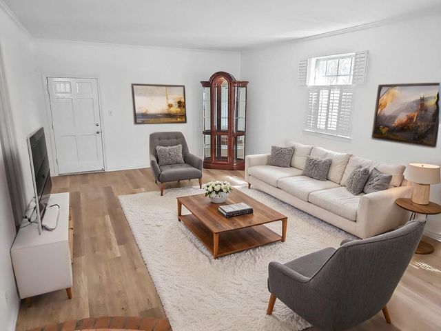 3925 Inwood Road 1020, Dallas, TX 75209