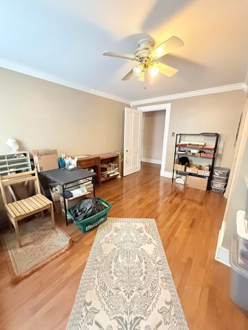 143 E 8th Street, Paris, KY 40361