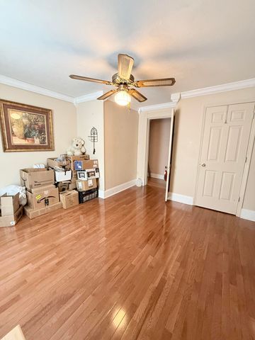 143 E 8th Street, Paris, KY 40361