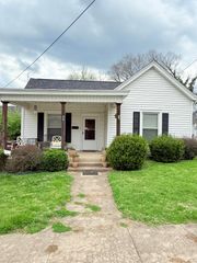 143 E 8th Street, Paris, KY 40361