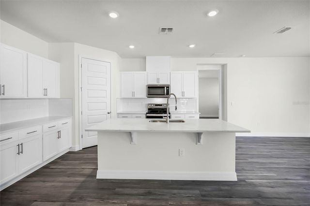 5231 LIGONBERRY STREET, Lakeland, FL 33811