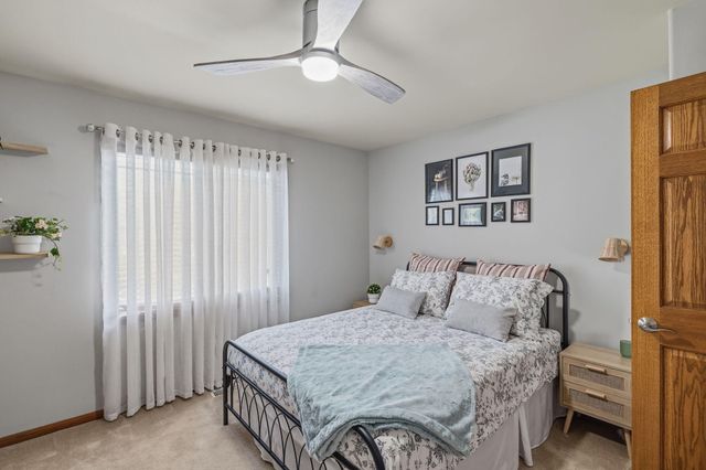 108 Exeter Road, Munster, IN 46321