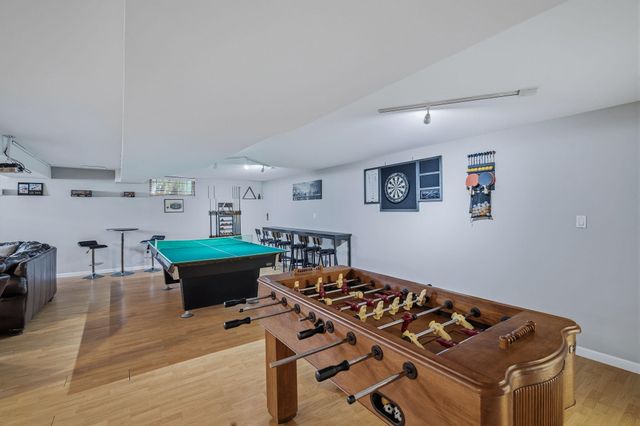 108 Exeter Road, Munster, IN 46321