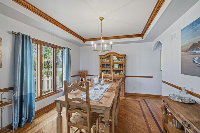 108 Exeter Road, Munster, IN 46321