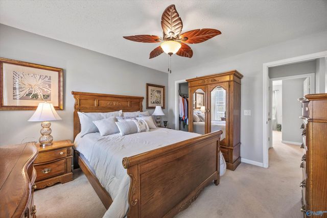229 Chestnut Oak Circle, Owens Cross Roads, AL 35763