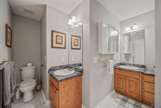 229 Chestnut Oak Circle, Owens Cross Roads, AL 35763