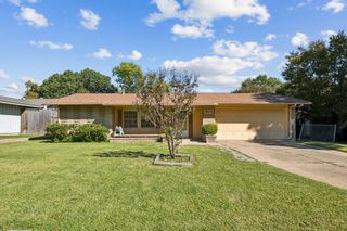 804 Fontana Avenue, Richardson, TX 75080
