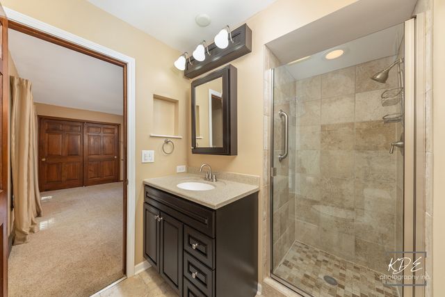 705 Timber Trail Drive, Naperville, IL 60565