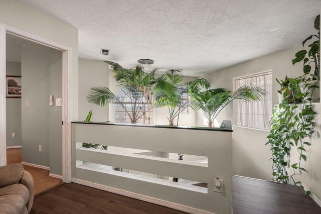 7604 Copperfield Drive NE, Albuquerque, NM 87109