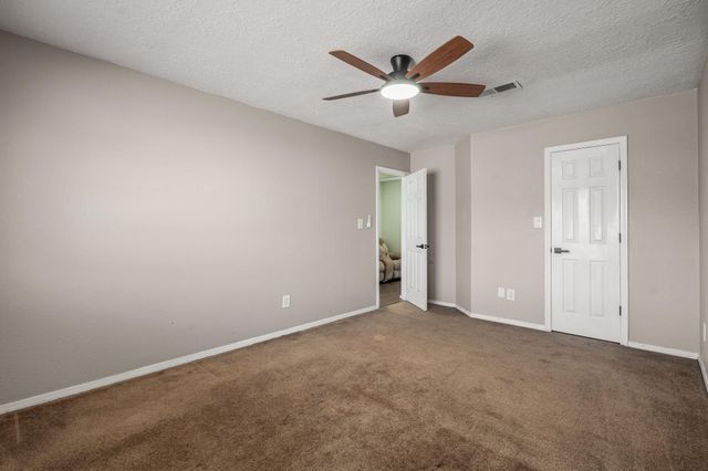 7604 Copperfield Drive NE, Albuquerque, NM 87109