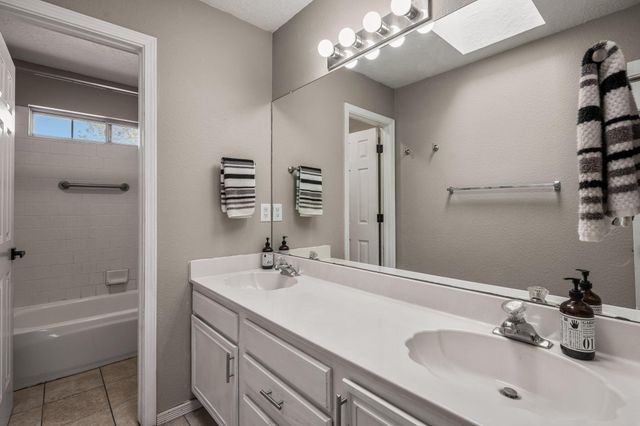 7604 Copperfield Drive NE, Albuquerque, NM 87109