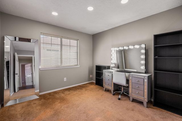 7604 Copperfield Drive NE, Albuquerque, NM 87109