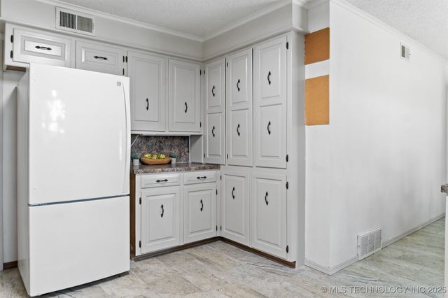 1413 Sunny, Ardmore, OK 73401